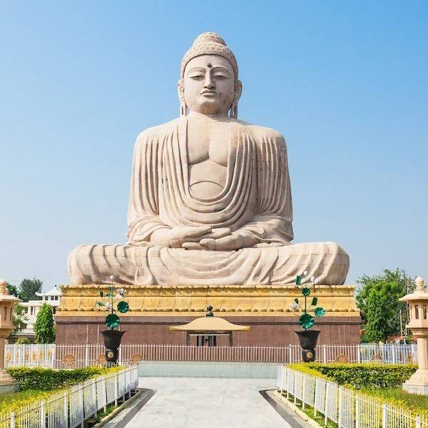 004883441Giant_Budhha_Statue