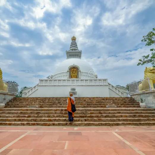 shanti_stupa